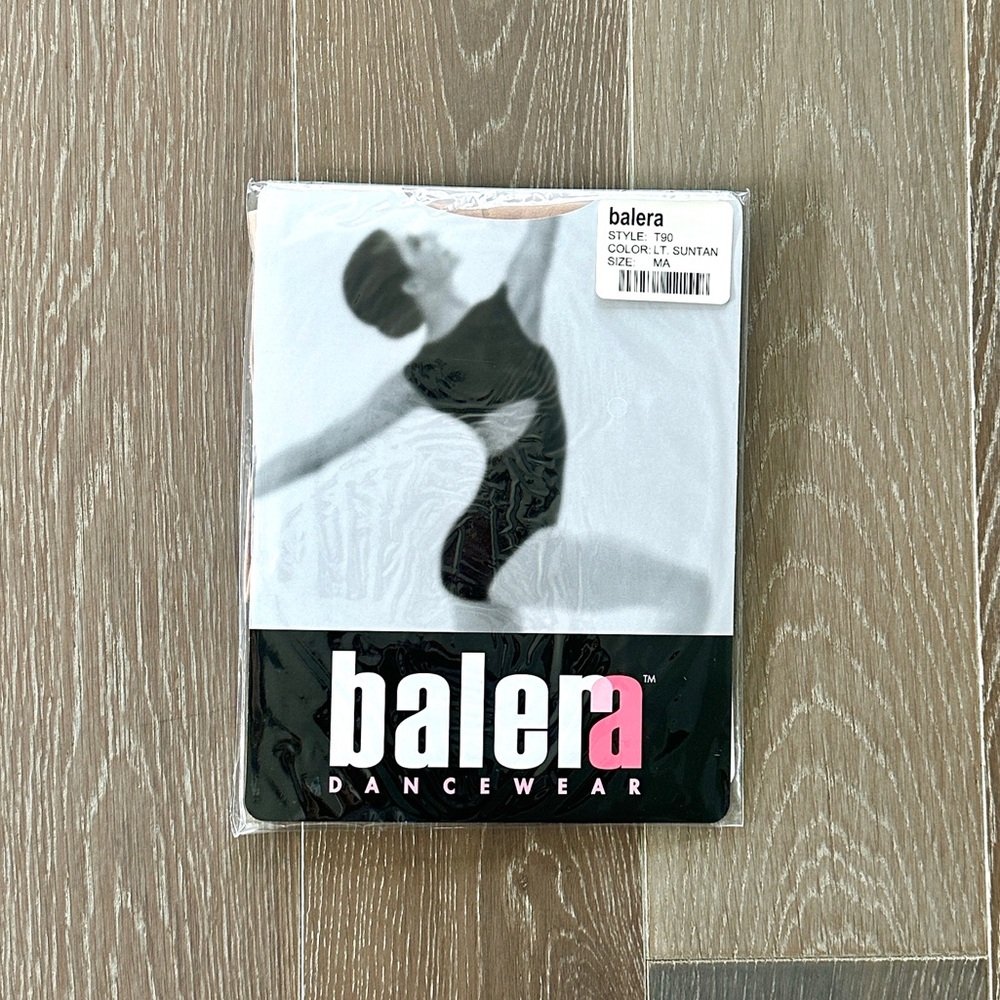 NWT Balera Tan Convertible Tights